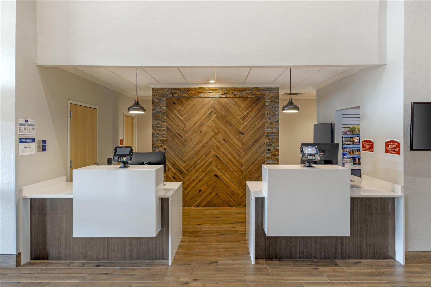 Best Western Plus Elizabethtown Inn & Suites 6/32