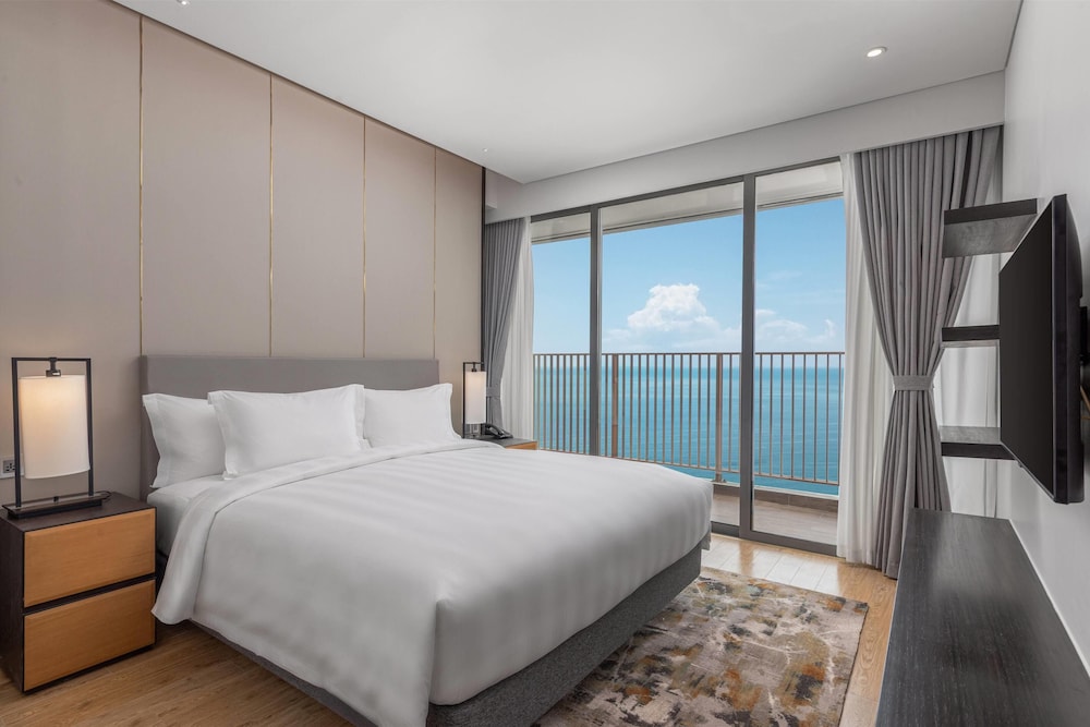 2 BEDROOMS, DELUXE, FAMILY, SUITE, OCEAN VIEW, BALCONY
