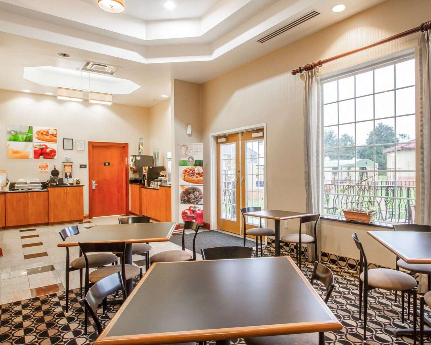 Quality Inn & Suites Greenville I-65 27/34