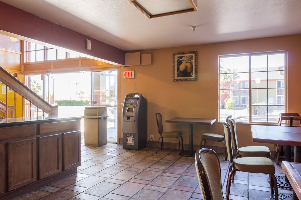A Victory Inn Tolleson 13/32