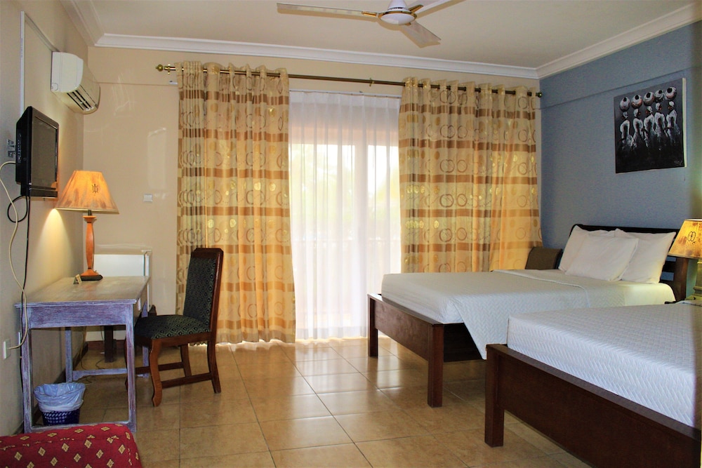 Bojo Beach Resort 7/50