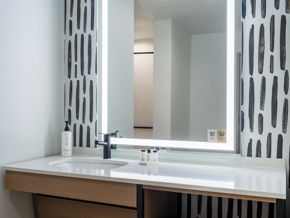 Atwell Suites Fort Worth Alliance Area by IHG detail