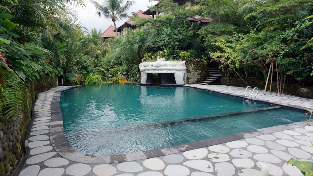 Sakti Garden Resort and Spa 45/50
