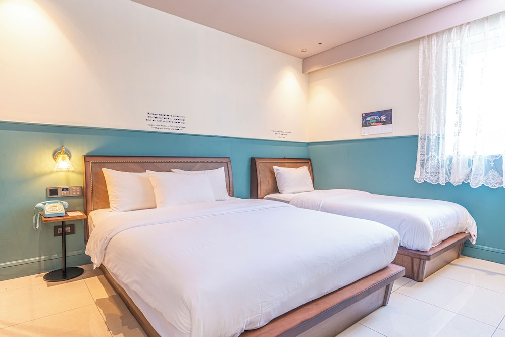 SUPERIOR, TWIN BEDS