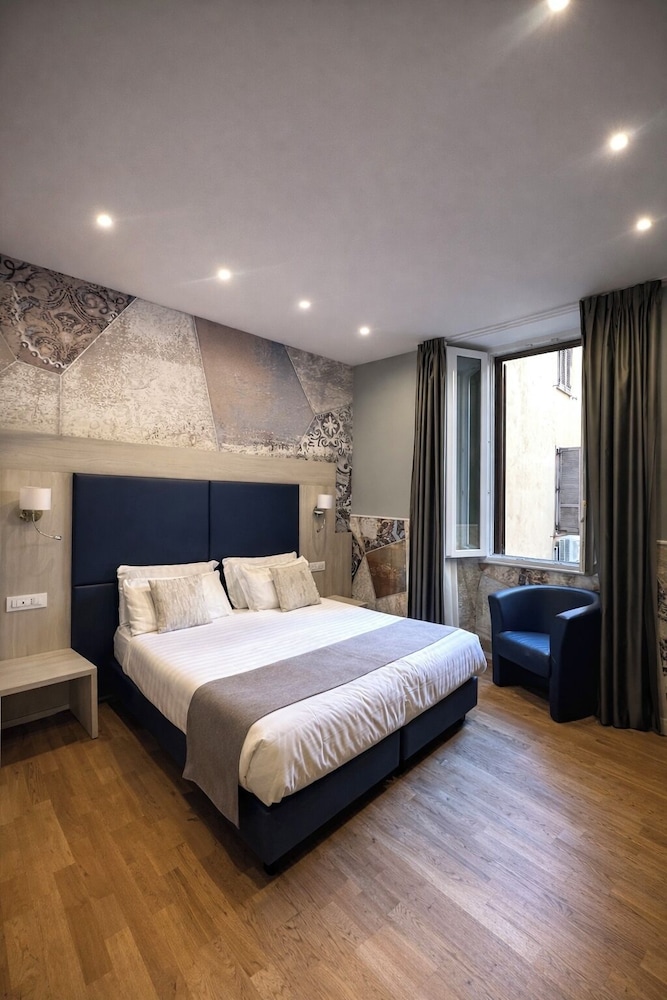 1 Bedroom, Deluxe, Triple, Queen Bed, Sofa