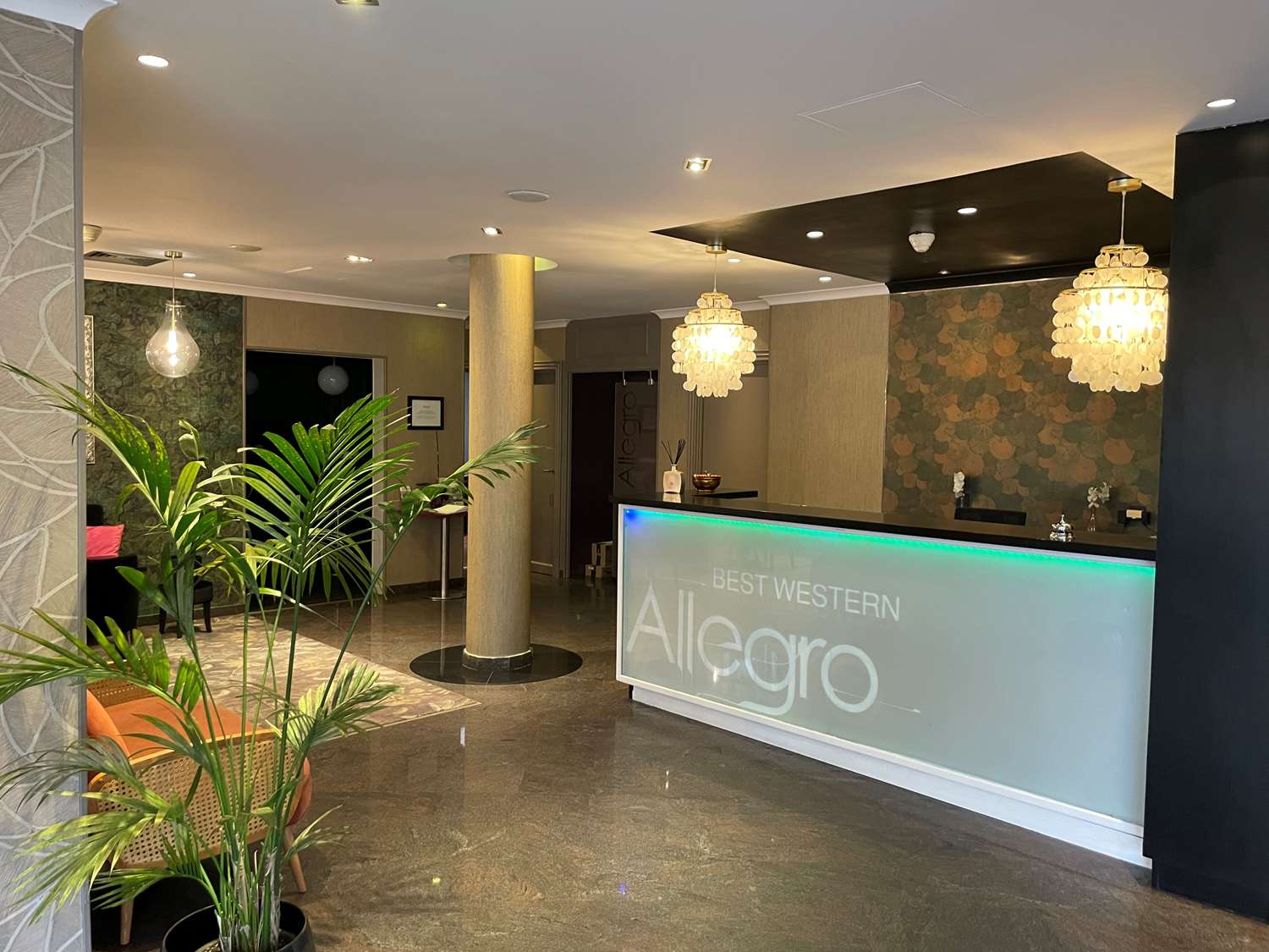 Lobby at BEST WESTERN ALLEGRO NATION, PARIS