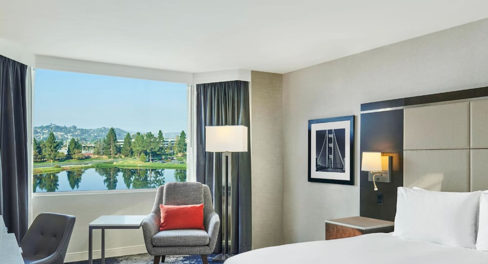 Deluxe, King Bed, Bay View
