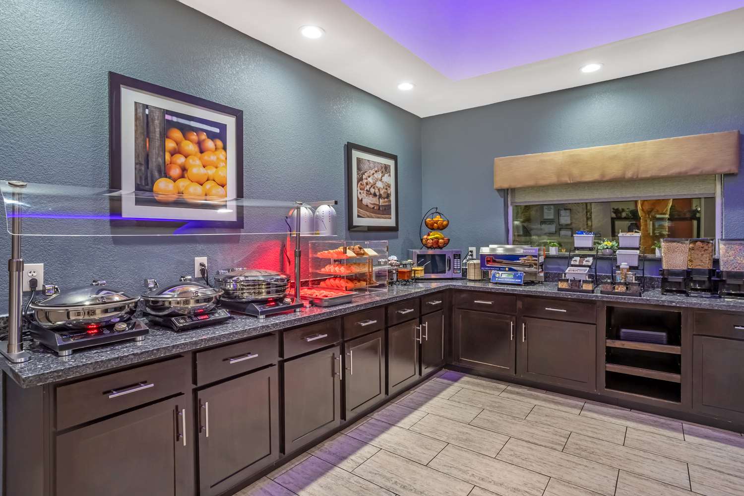 Best Western Plus Lake Jackson Inn and Suites 6/15