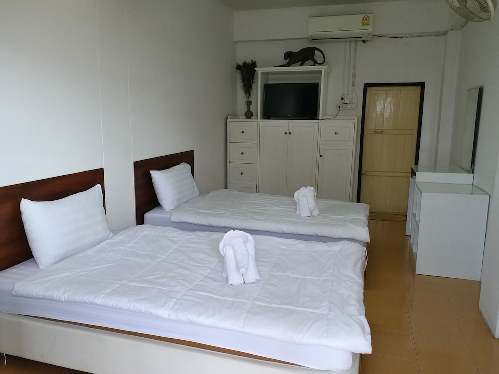 Chang Hostel Suvarnabhumi by ZUZU 30/47