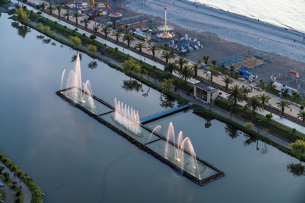 Alliance Palace Batumi 41/45