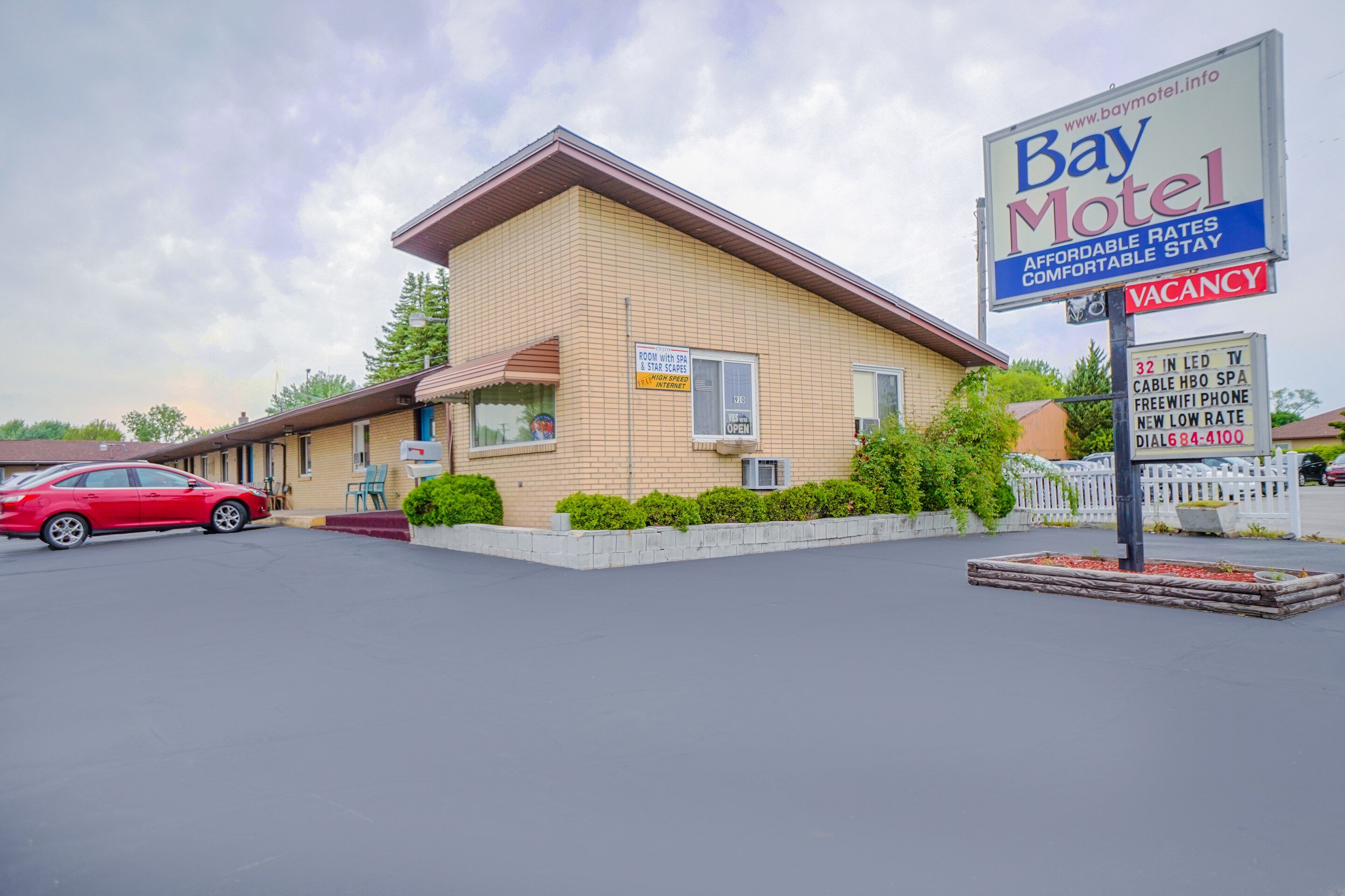 Bay Motel By OYO Bay City in BAY CITY - MI