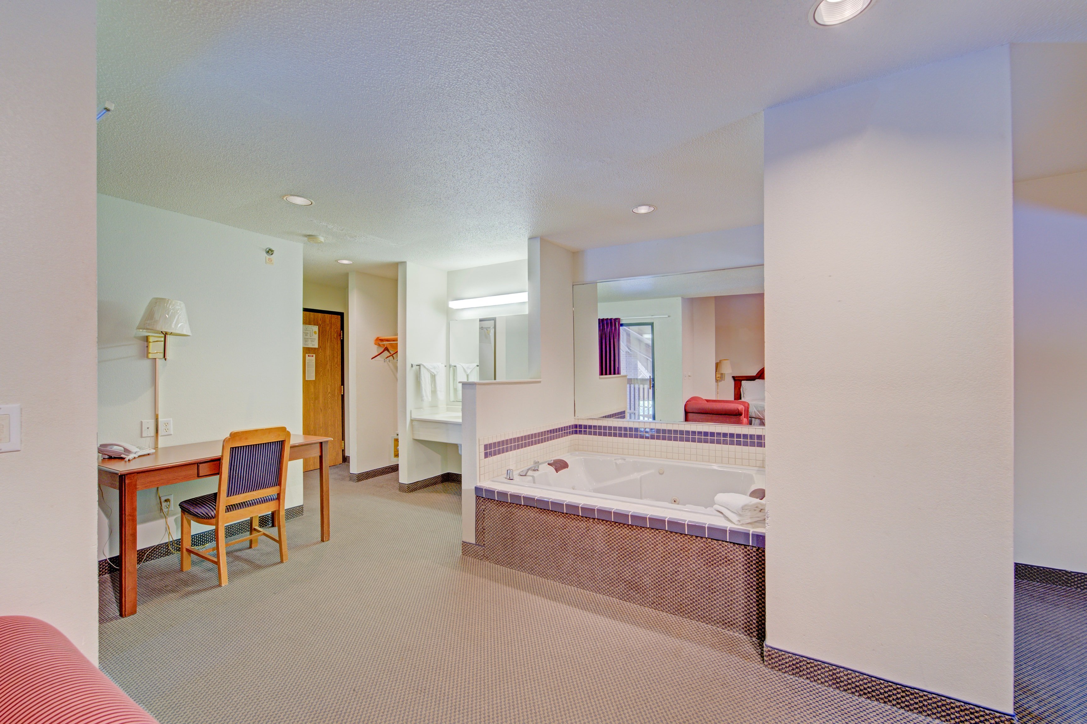Capital O Amerihost Inn and Suites Fulton Hwy 54 MO 63/63