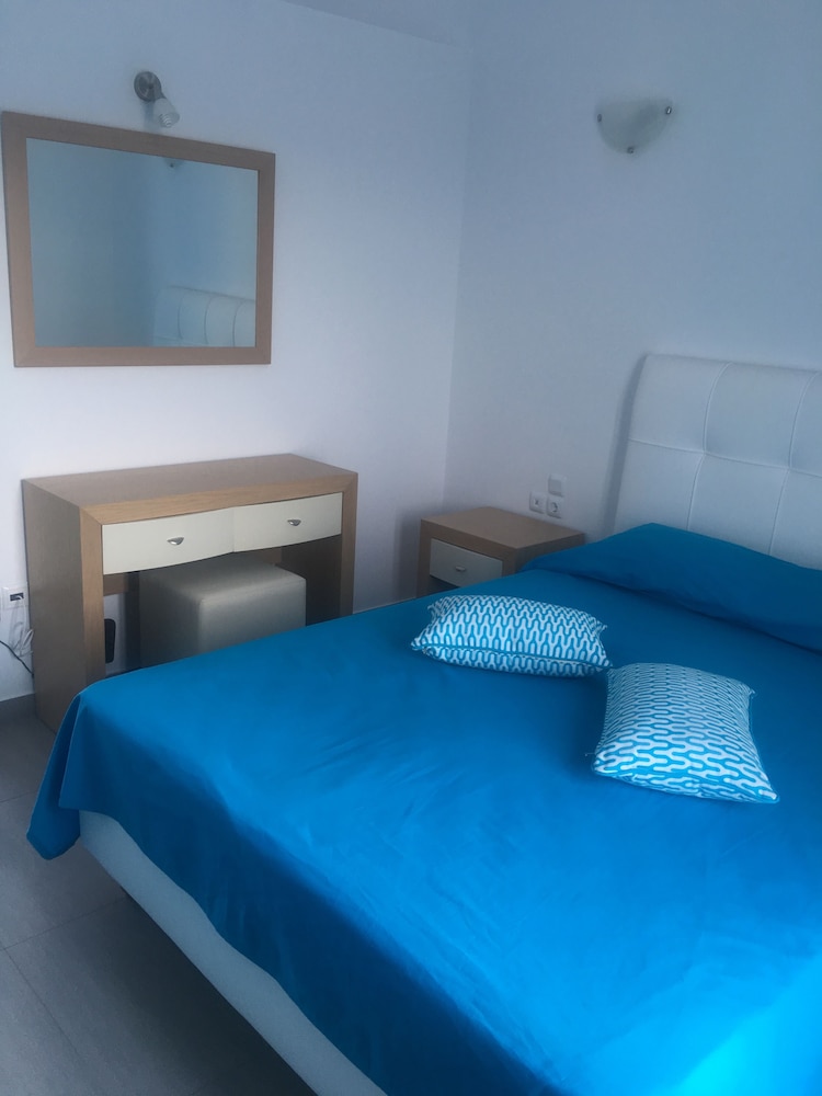 COMFORT, DOUBLE BED, BALCONY