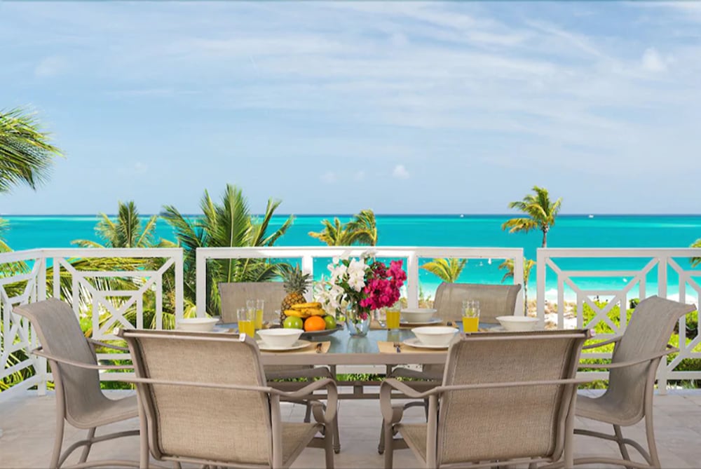 Grandview on Grace Bay 27/50