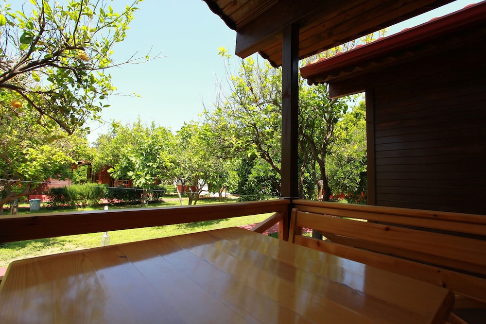 Baris Pension & Bungalows 17/50