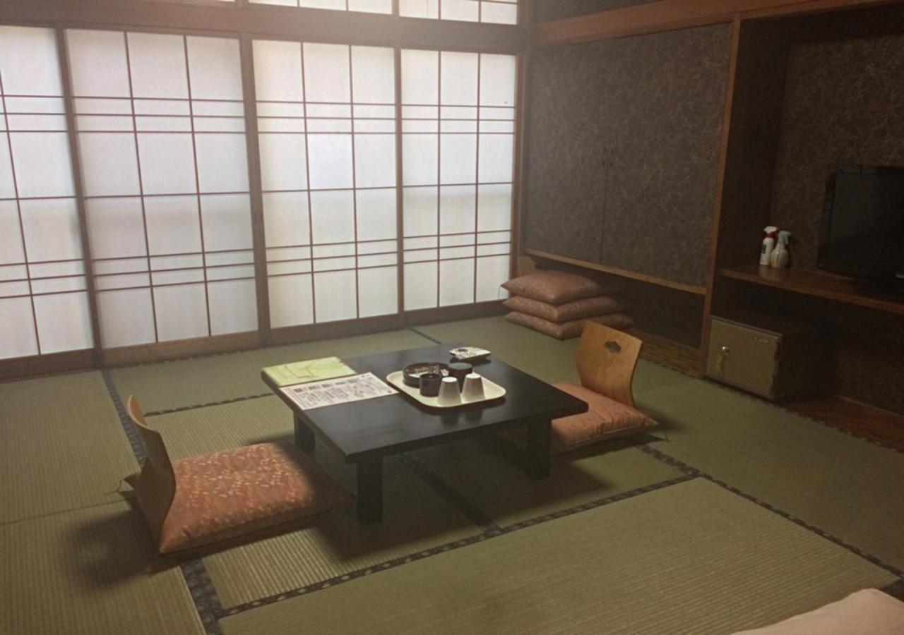 Higashiyama Park Hotel Shinfugetsu 40/60