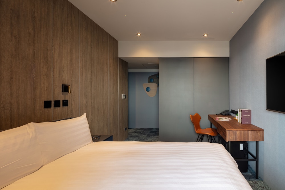 Roaders Plus Hotel Taipei Station 10/50