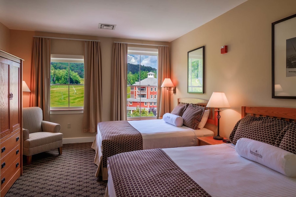 Jackson Gore Inn 8/33