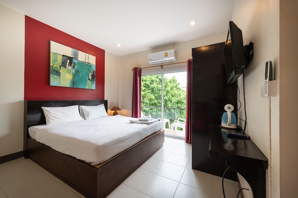Baan Yuyen Karon Guesthouse 46/76