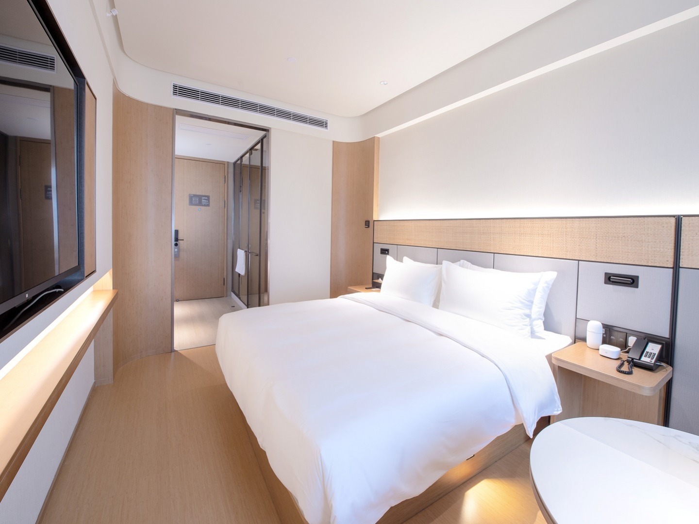 Ji Hotel (Shanghai Hongqiao Center) 13/39
