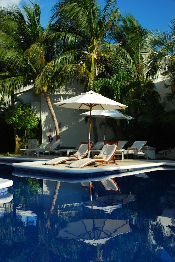 Laguna Suites Golf & Spa 20/50