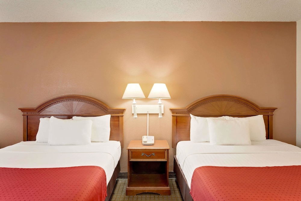 Ramada By Wyndham Provo 16/47