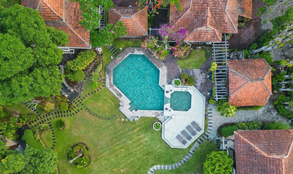 Alindra Villas and Spa 77/80