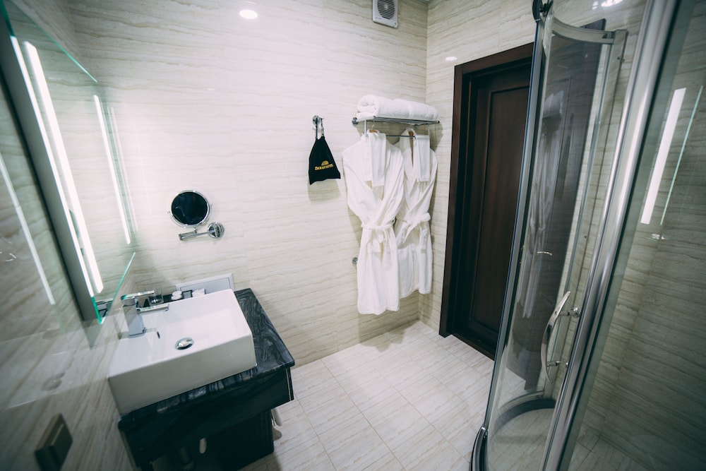 Damas International Hotel 34/48