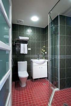 Lukang B&amp;B 6/39
