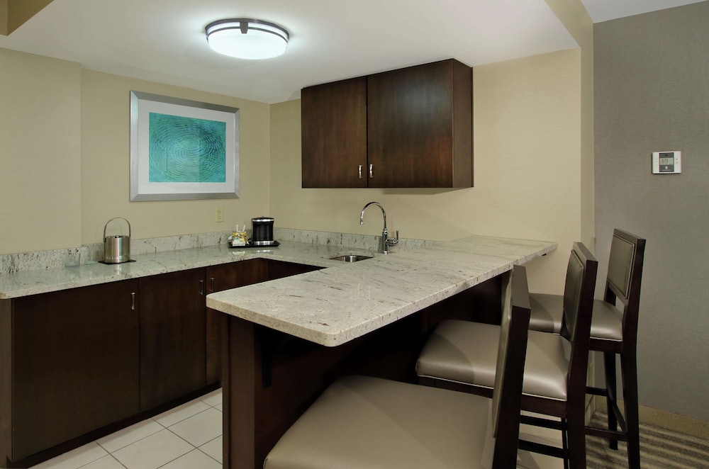 DoubleTree by Hilton Hotel Newark Ohio 62/65