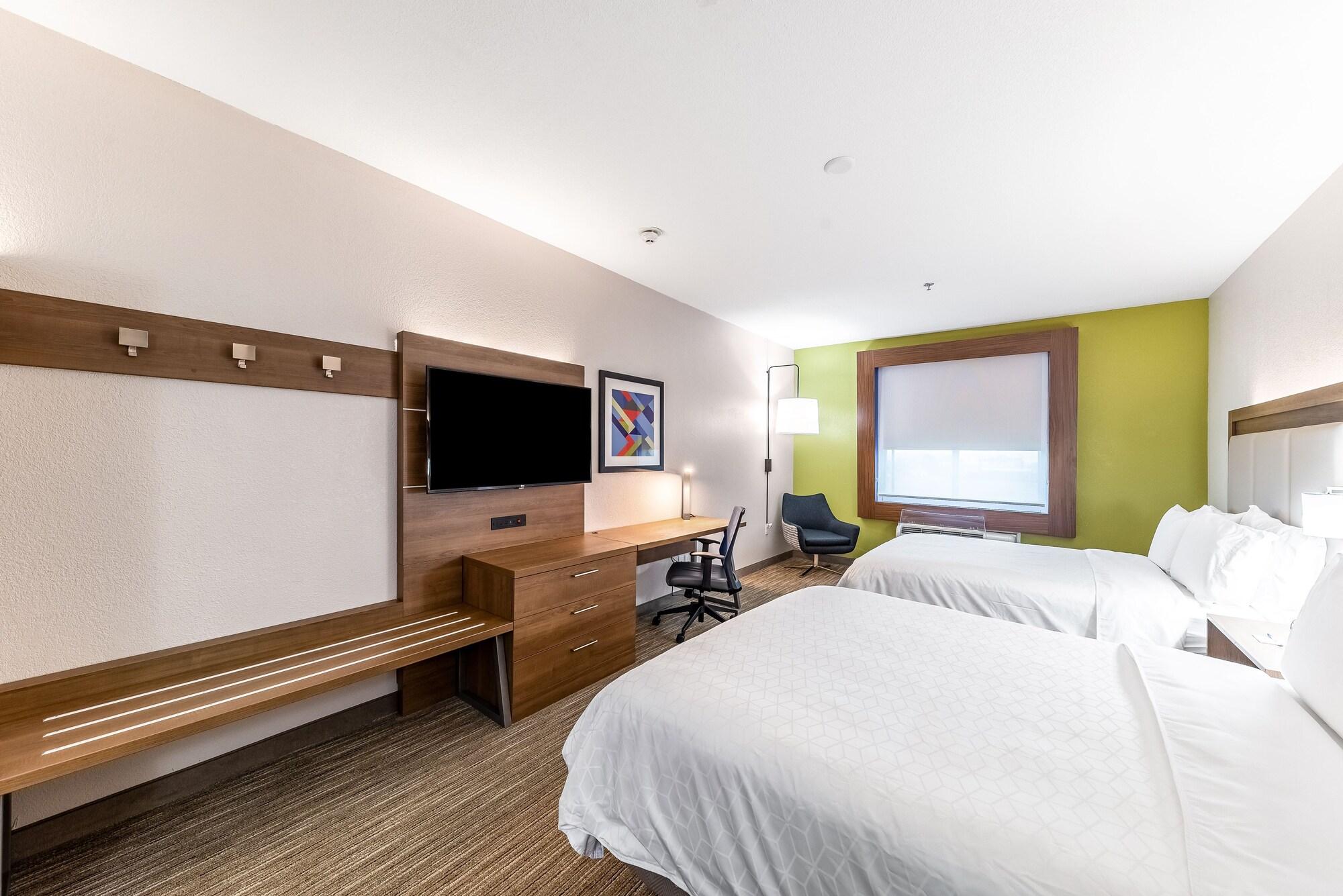 Holiday Inn Express Suites Fort Worth Fossil Creek 9/30
