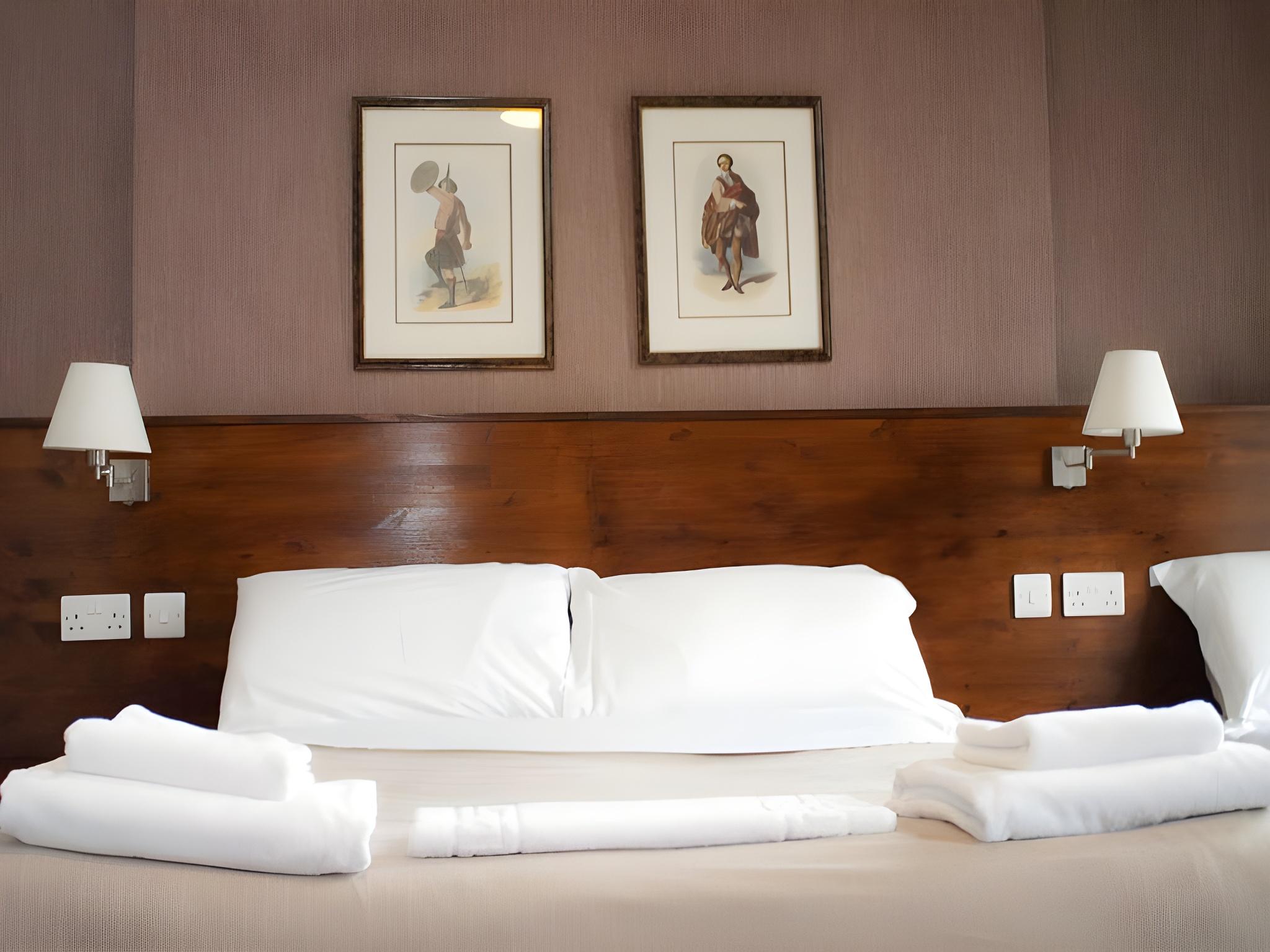 BASIC, DOUBLE BED