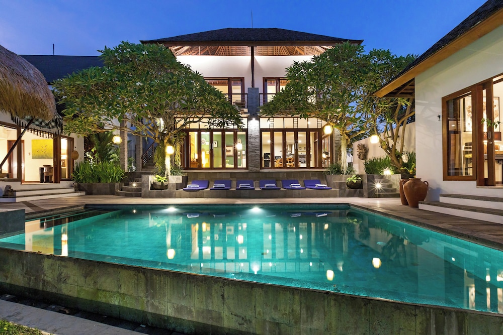 Jabunami Villa 4/50