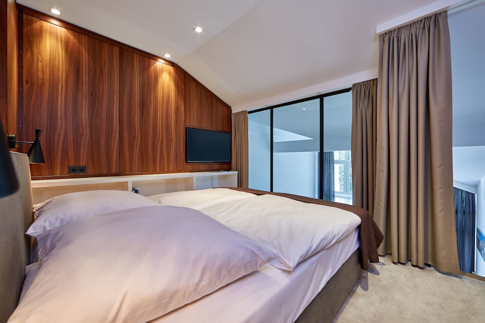 Lake, Suite, House, Double Bed