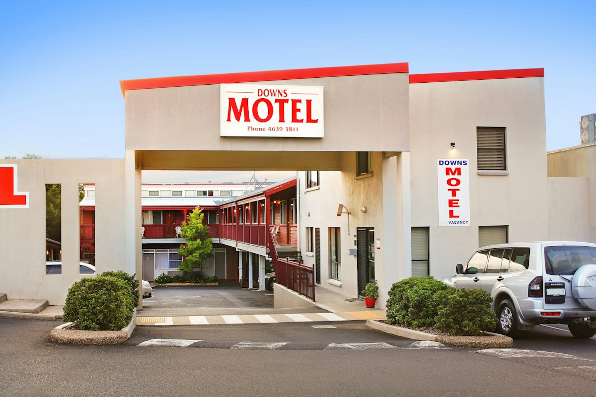 DOWNS MOTEL 34/35