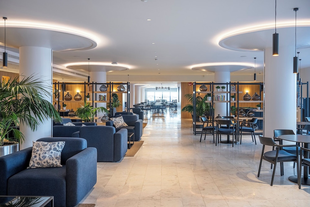 Hotel Tahiti Playa 114/137