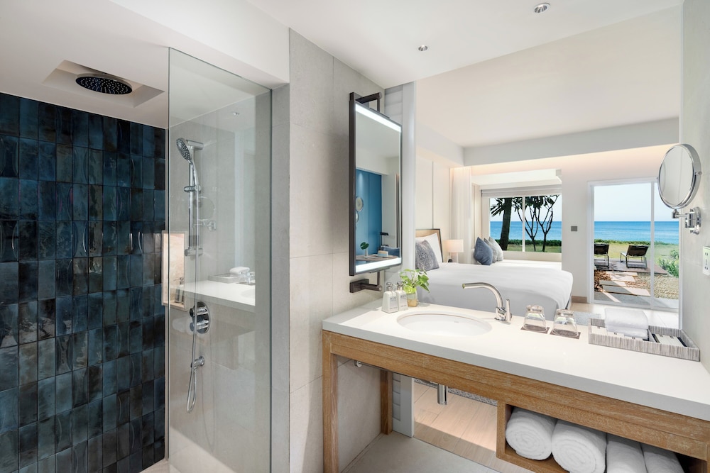 SAii Laguna Phuket 70/70