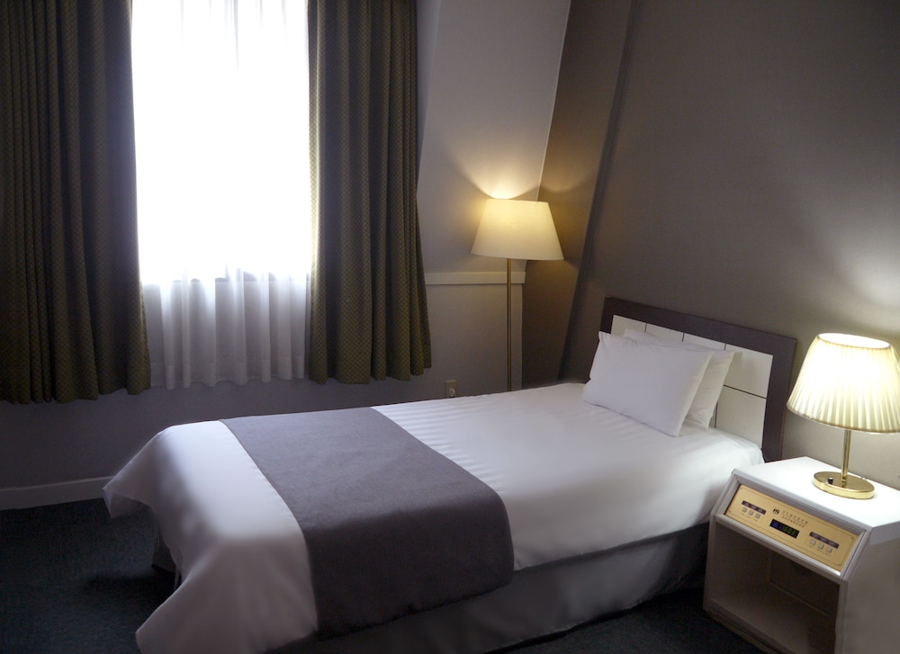 STANDARD, SINGLE, SINGLE BED