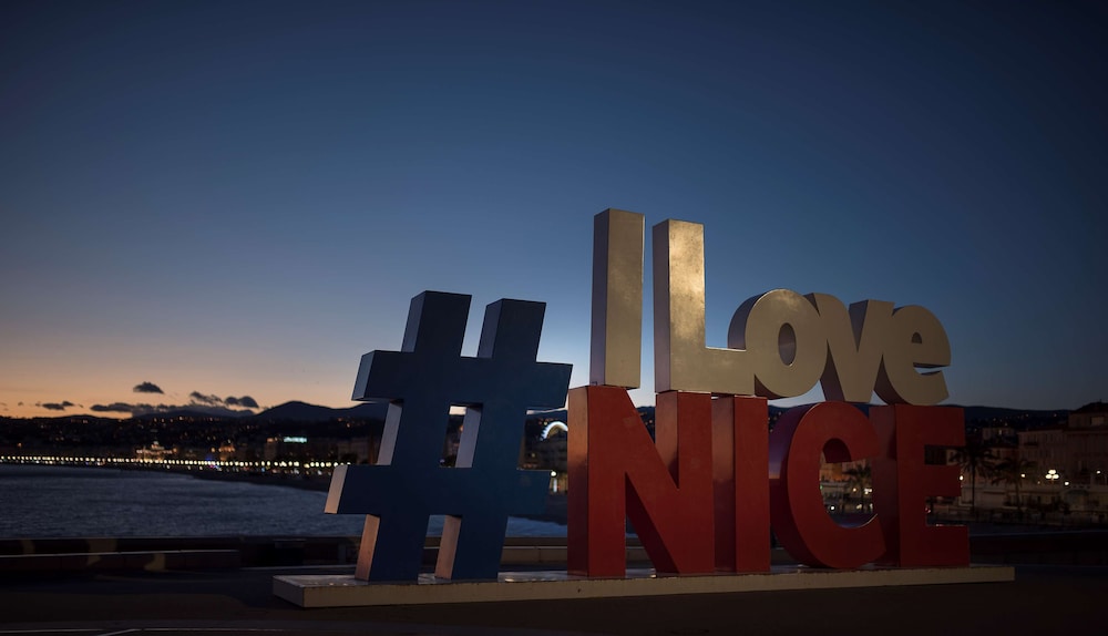 Greet Hotel Nice Aeroport Promenade des Anglais 40/50
