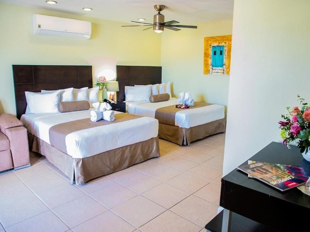 H177 Hotel 11/53