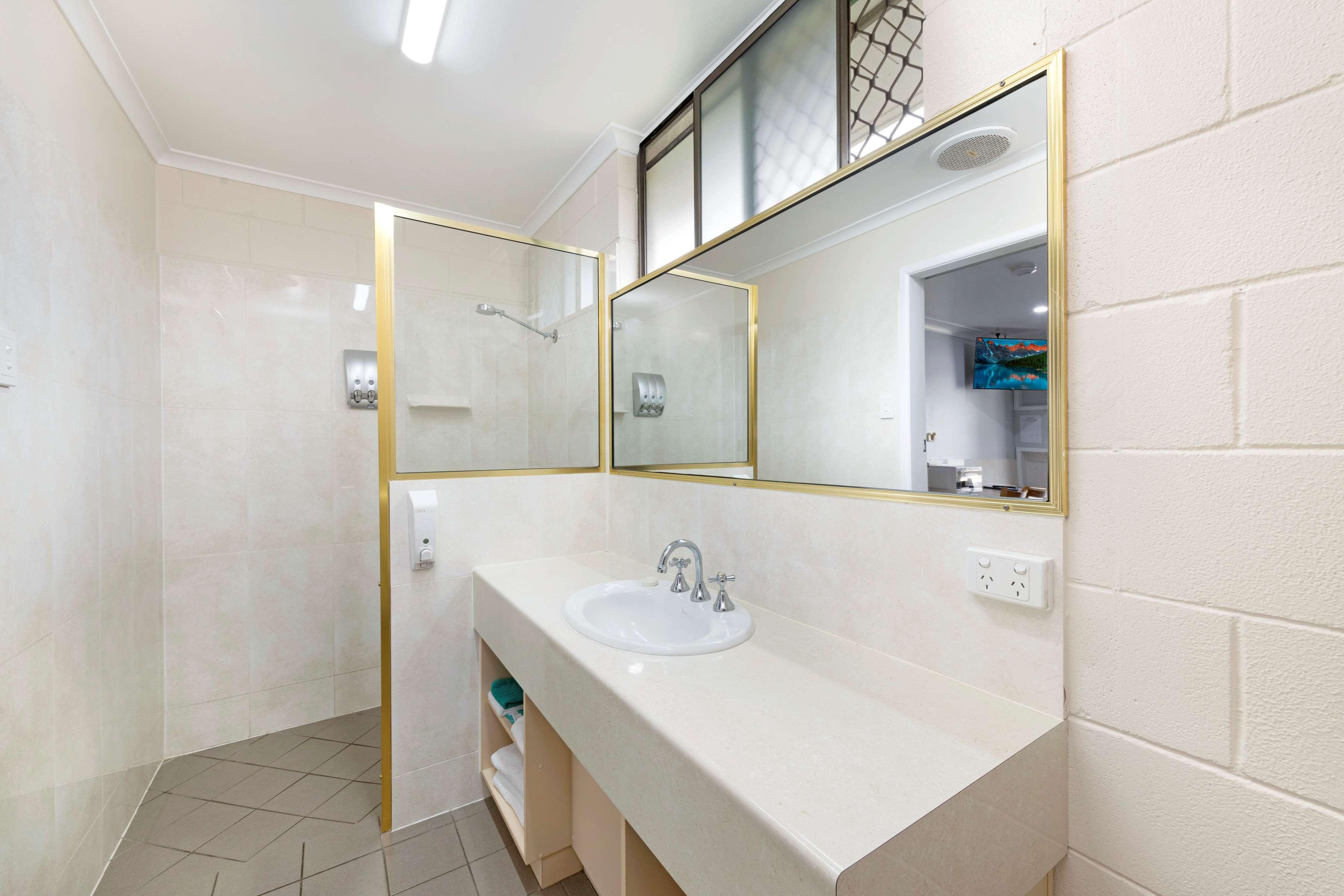 غرفة عائلية بسرير كوين بغرفتي نوم، Best Western Bundaberg Cty Mtr Inn 7/9