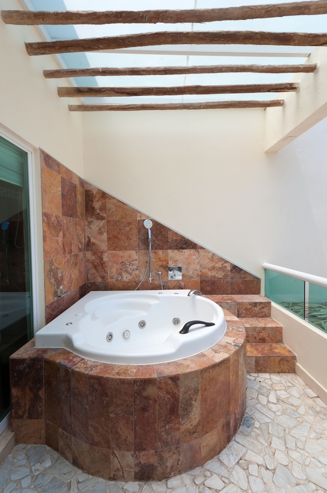 Artisan Family Hotels & Resort Collection Playa Esmeralda 66/79