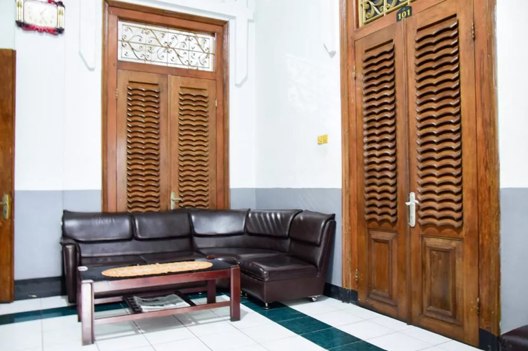 Hotel IRAA Malioboro 5/7