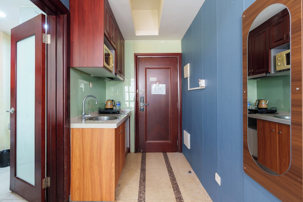 Sunny Private Apt Of Grand Continental 47/50