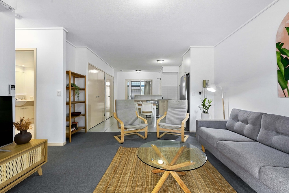 Ramada Encore by Wyndham Whale Cove Hervey Bay 33/57