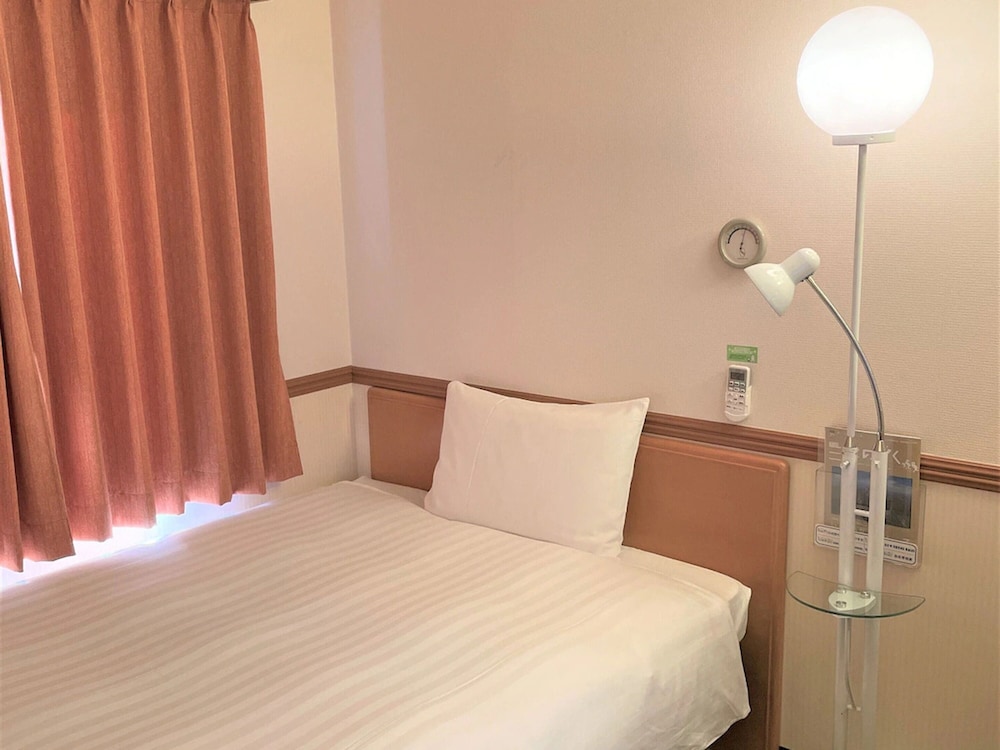 Toyoko Inn Kagoshima Temmonkan No.1(formerly Toyoko Inn Kagoshima Tenmonkan No.1) 17/63