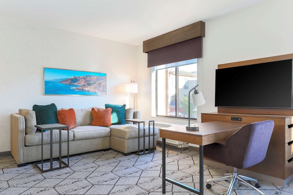 Hampton Inn & Suites Windsor - Sonoma Wine Country 29/40