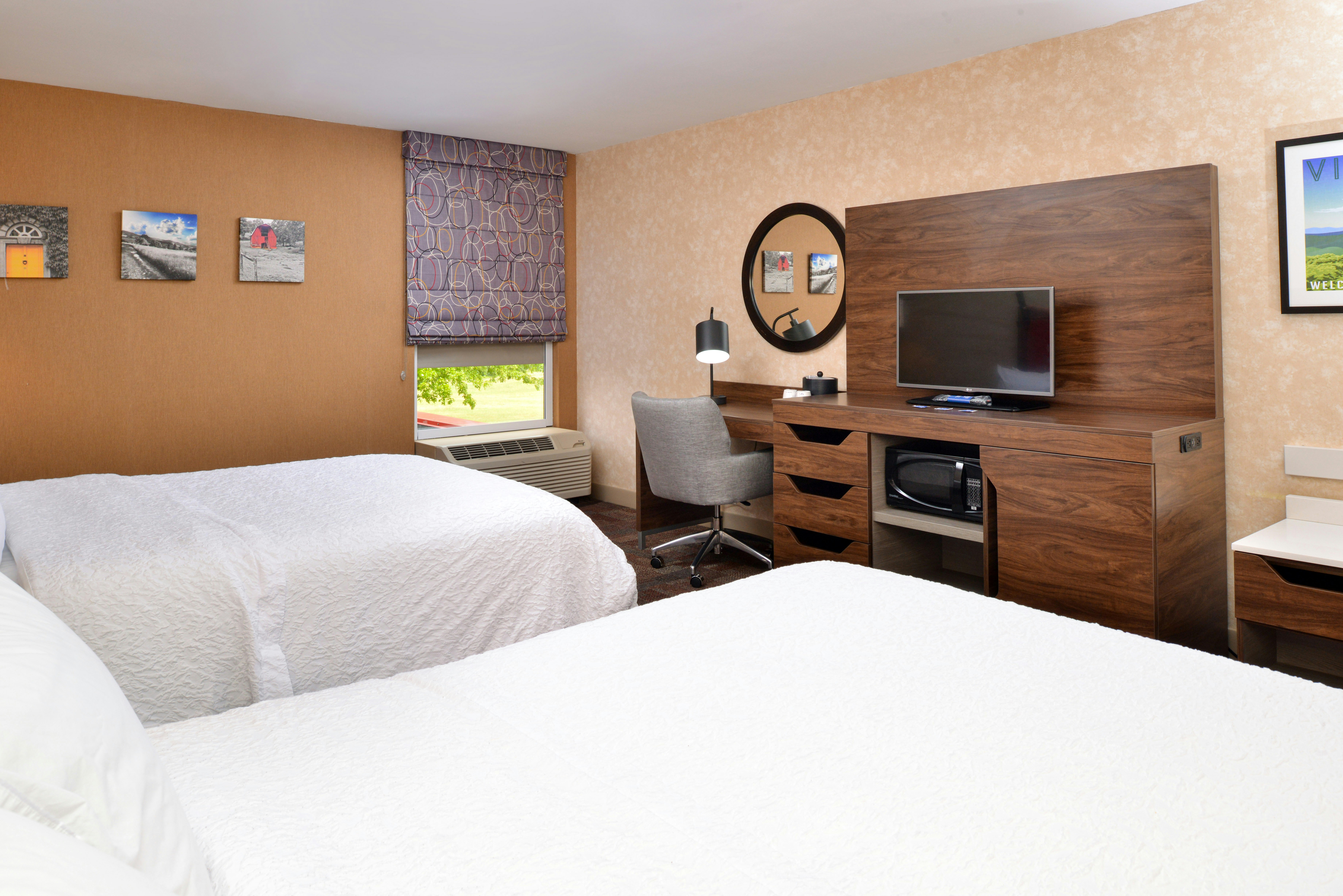 Room, 2 Queen Beds
