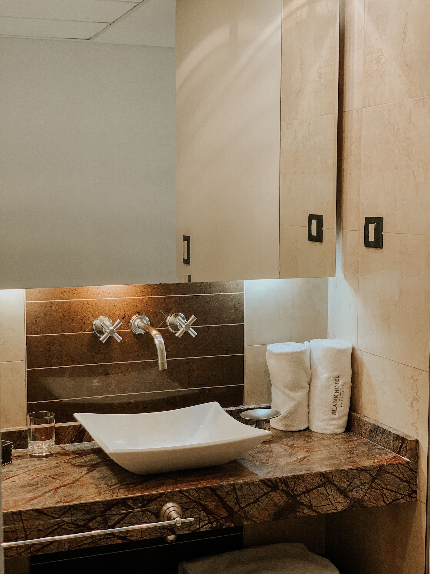 غرفة ديلوكس بسريرين مزدوجين بحوض جاكوزي، Blank Hotel Recoleta 8/8