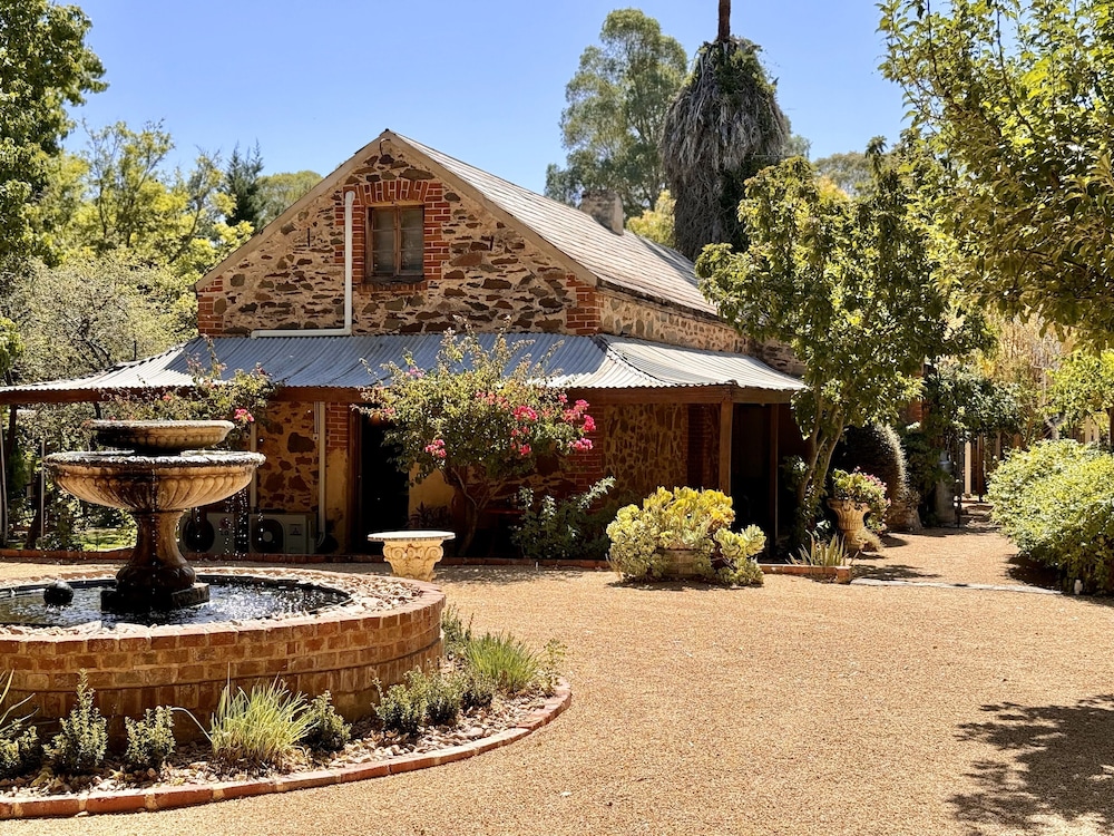 Jacobs Creek Retreat at Moorooroo Park 2/64